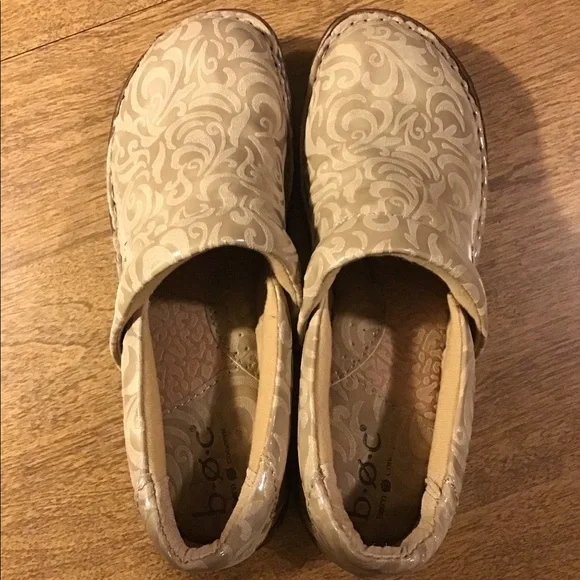 B.O.C. Born Concept Peggy Tan Leather Clogs NWT - Picture 5 of 7